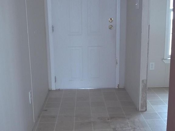 4th image of 2835 Orangewood Dr