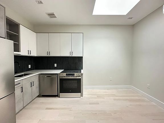 3rd image of 357 Flatbush Ave #104