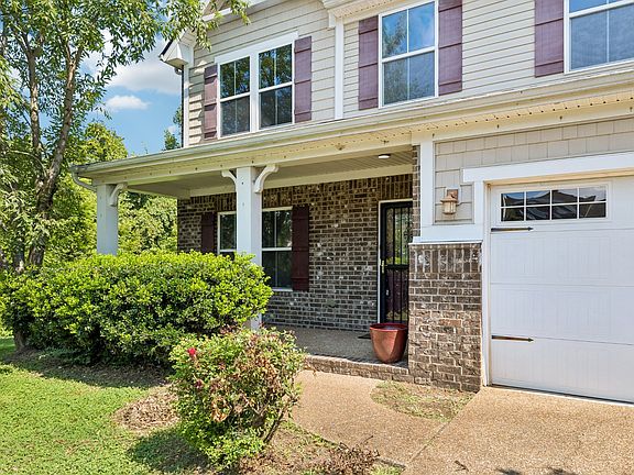 3rd image of 7612 Oakfield Way