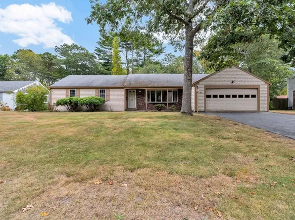 180 Buckskin Path, Barnstable, MA 02630