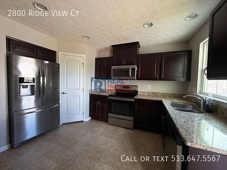 2800 Ridge View Ct — Photo 9