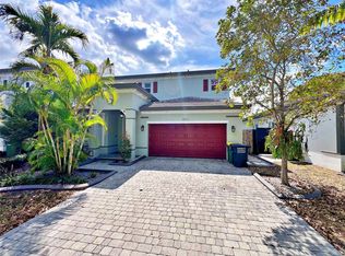 2872 NE 1st Dr, Homestead, FL 33033