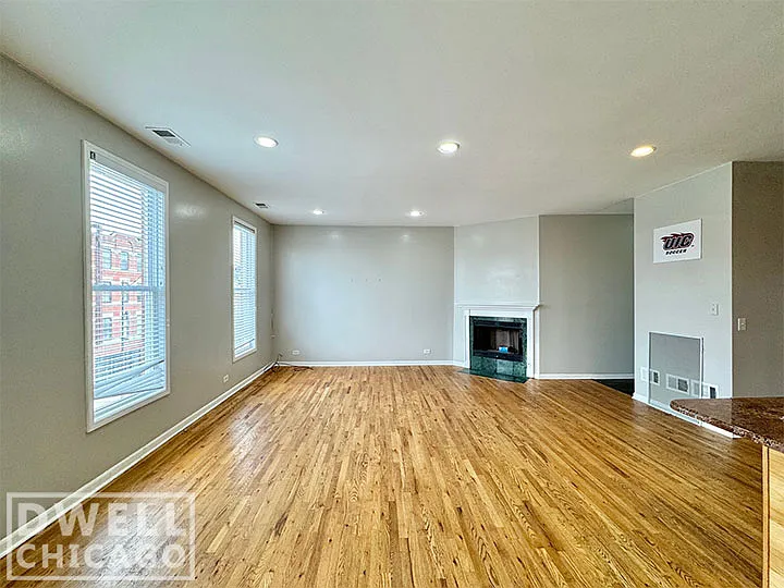 1903 S Blue Island Ave #3 — Photo 6