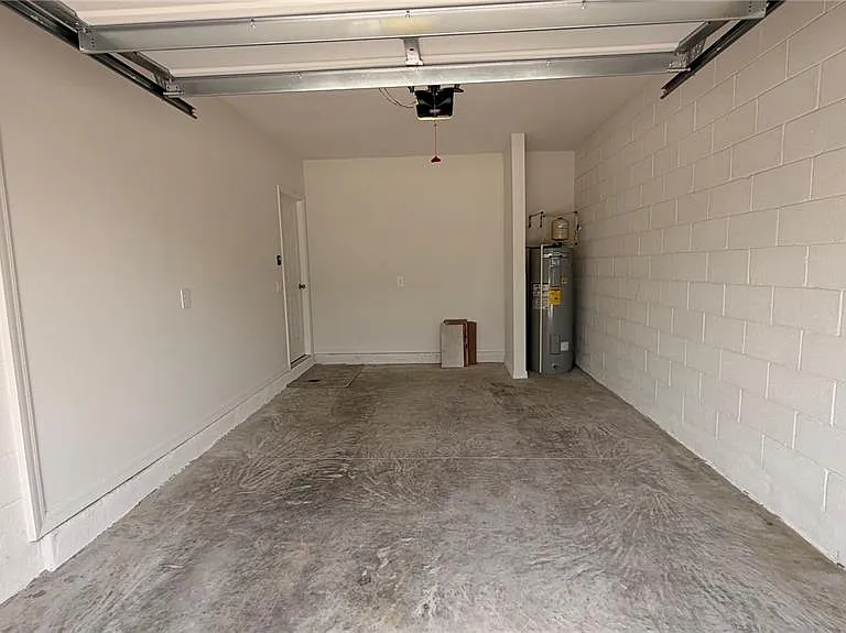16346 Bird Of Paradise Ave — Photo 4