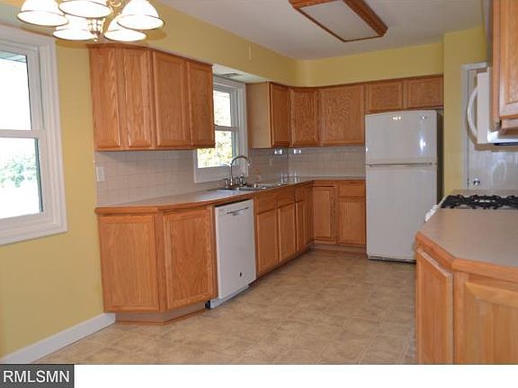 4th image of 1559 Hazelwood St