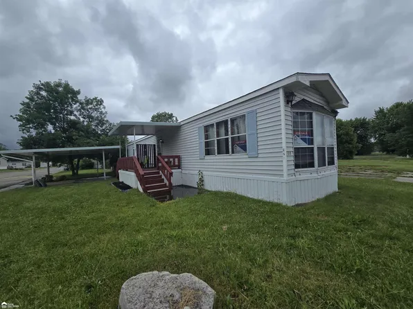 329 King George Iii Dr, Flint, MI 48507
