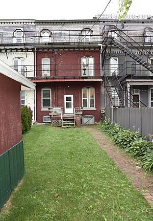 5th image of 27 Clinton St APT 2