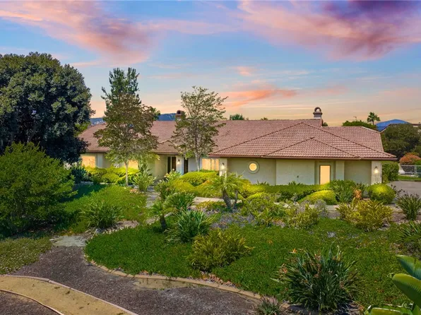 2241 Lundy Lake Dr, Escondido, CA 92029