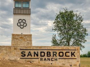 1425 Percheron Rd, Aubrey, TX 76227