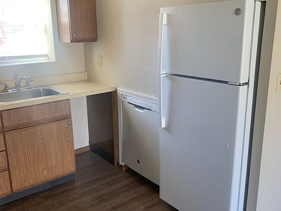 5th image of 1 Peachtree Ln #1