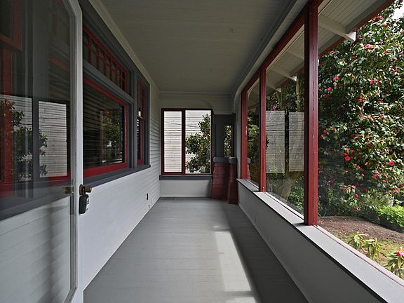 Enclosed sun porch