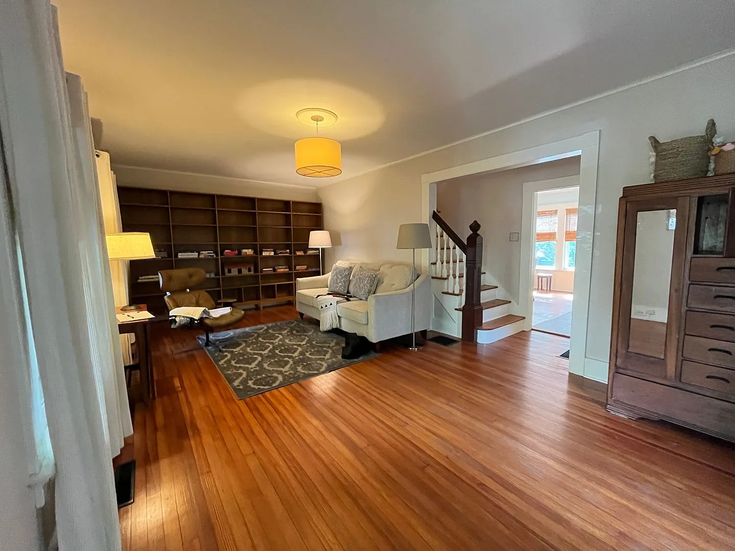 Beautiful East Rock Single Family House! Hooker School District! — Photo 3