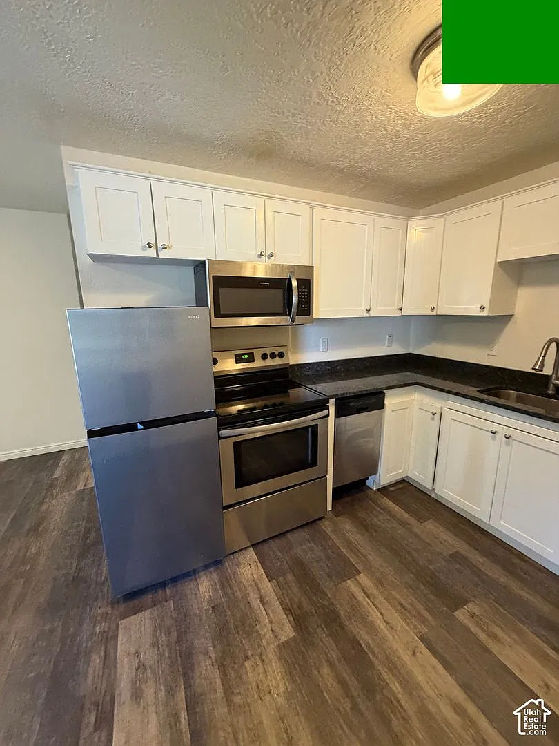 Modern Living in a Prime Salt Lake City Location — Photo 2