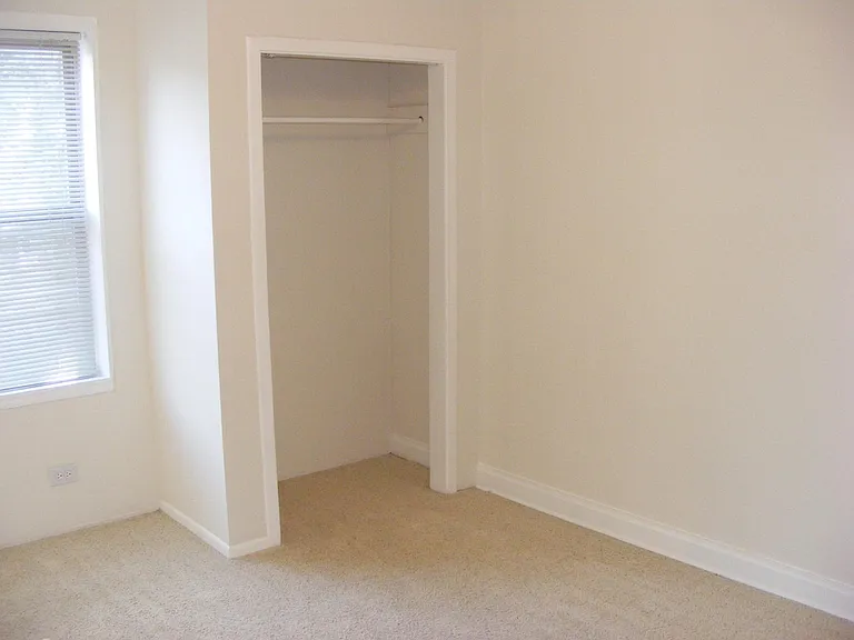 115 N Park St #10 — Photo 12
