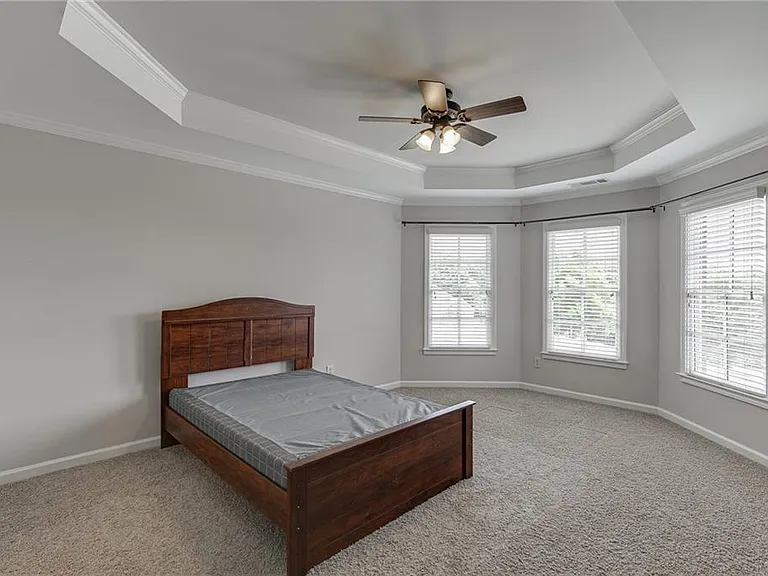 4612 Grandview Pkwy — Photo 31