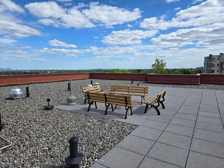 5 Roosevelt Pl #C004E-C — Photo 18