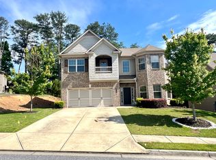 2742 Misty Ivy Dr, Buford, GA 30519