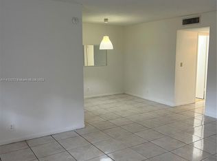 8704 NW 35th St APT 208, Pompano Beach, FL 33065