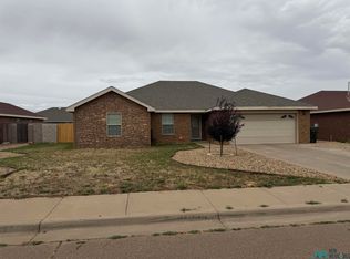 708 Almond Tree Ln, Clovis, NM 88101