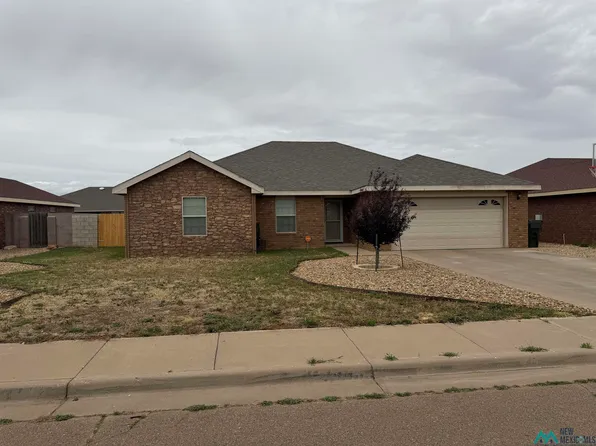 708 Almond Tree Ln, Clovis, NM 88101