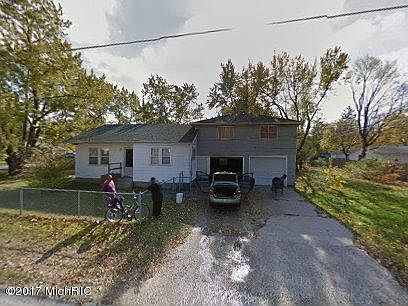 2nd image of 501 W Napier Ave