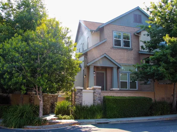 62 Almond Ct, San Rafael, CA 94903