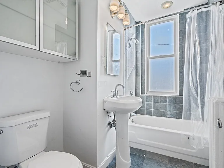 2 Euston St #1 — Photo 8