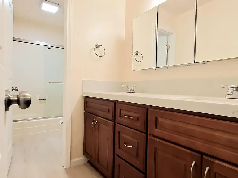4503 Ellis Ln — Photo 13
