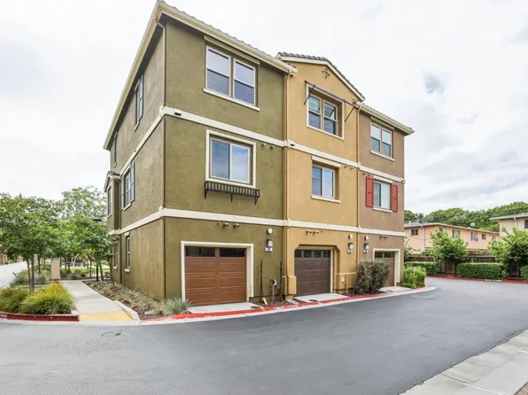 601 Cinnamon Cir, Mountain View, CA 94043