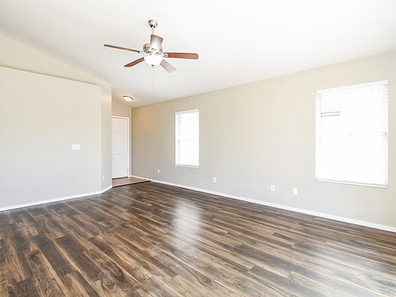 3rd image of 1247 E Cindy St