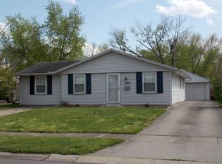 104 Tulip Dr, West Carrollton, OH