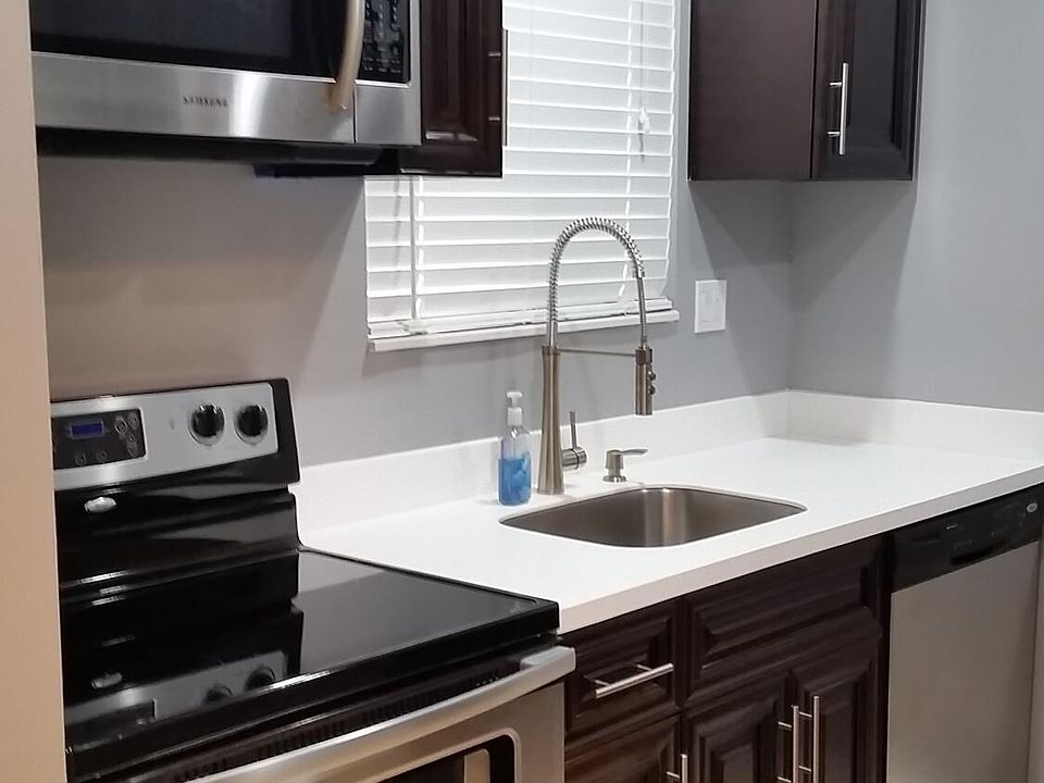 1st image of 6060 Forest Hill Blvd APT 206