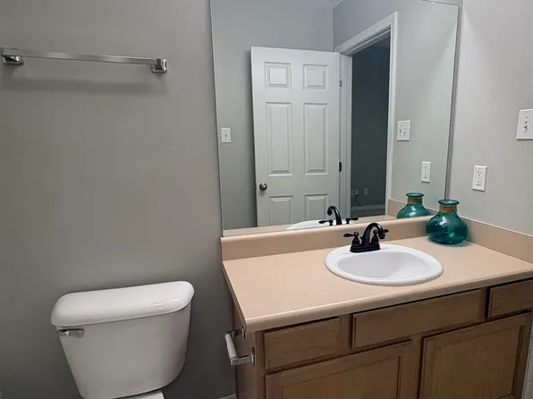 8711 Londonderry Ct, Mobile, AL 36695