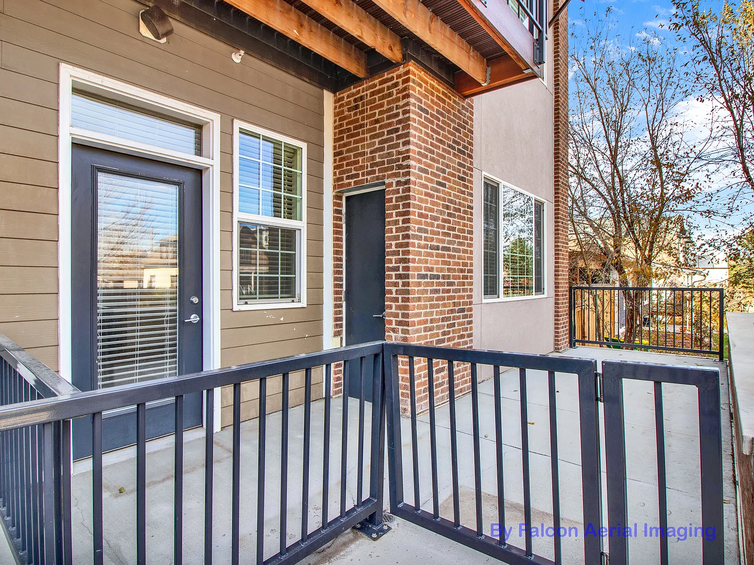 Littleton Crossing Apartments — Photo 2