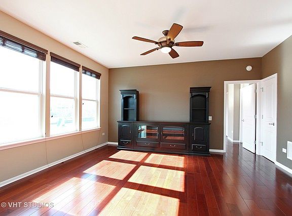 2nd image of 3351 Bagatelle Ln