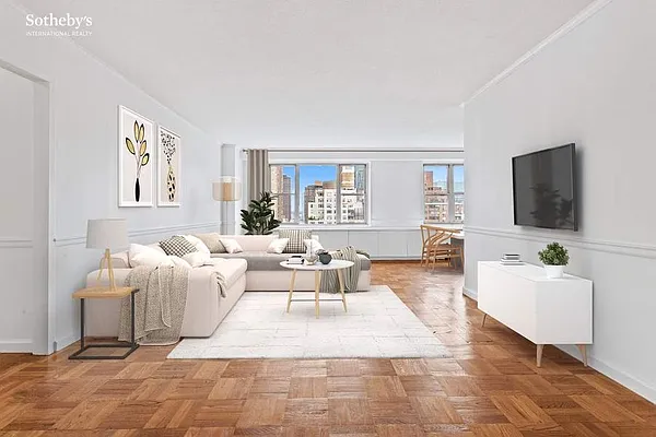 Sold by Sotheby's International Realty | media 1