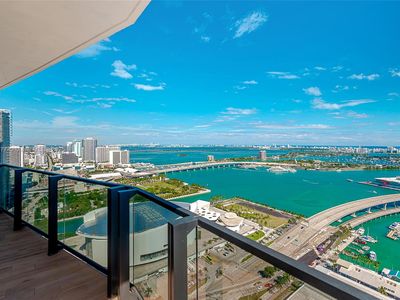 398 NE 5th St #3711, Miami, FL, 33132