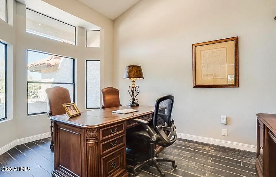 3 bed, 2.5 bath, 2331 sqft, $3,499 — Photo 2
