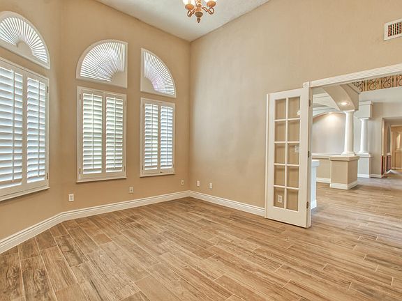 5th image of 6094 Via De Los Arboles