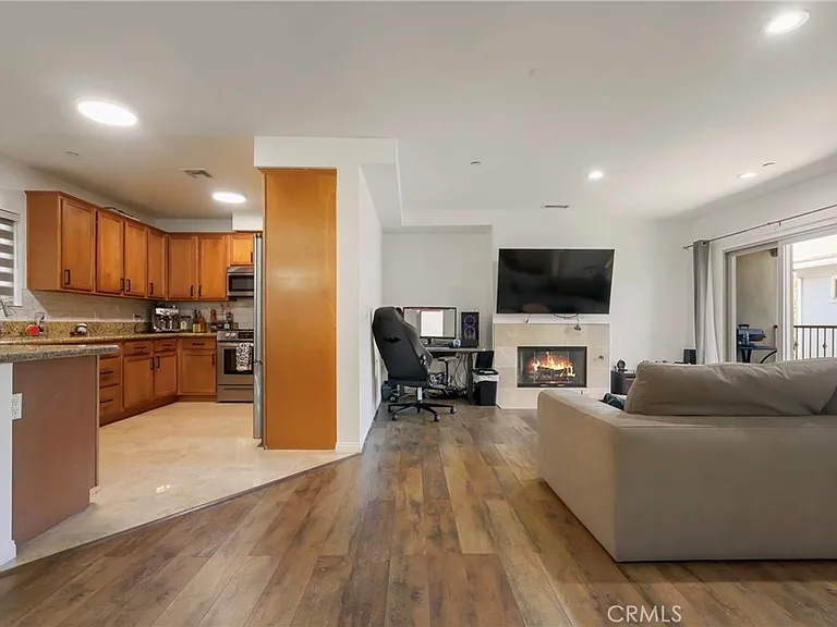 1611 W 208th St #3 — Photo 6