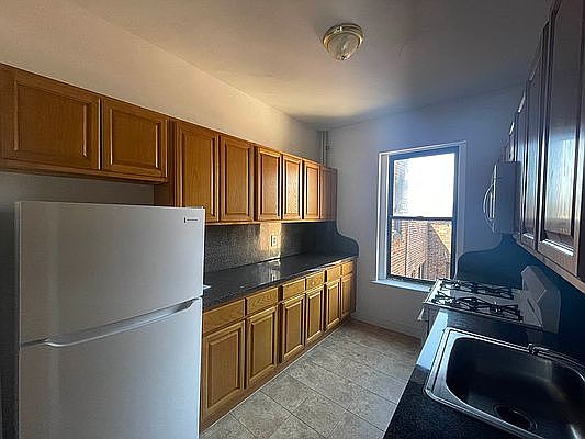 1st image of 22 Seaman Ave #5K