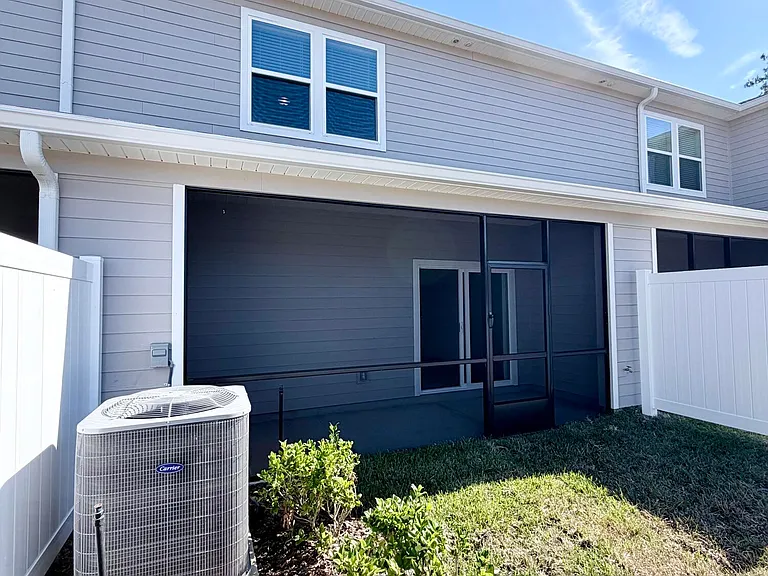 2113 Windward Cay Ln — Photo 12