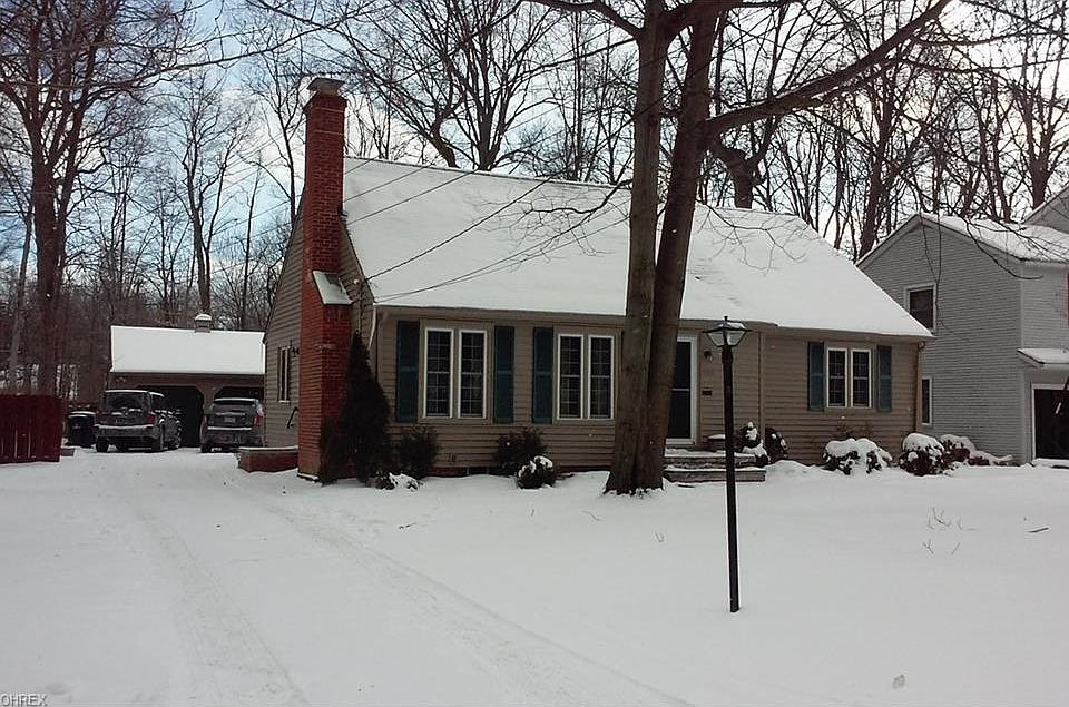 1st image of 24135 Beech Ln