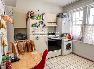 153 Strathmore Rd APT 10, Brighton, MA 02135