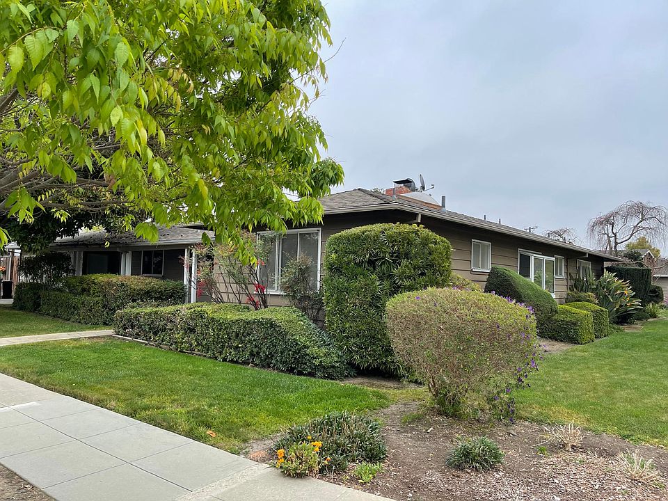 1st image of 1152 Berkshire Dr