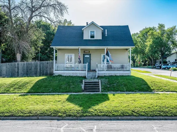 1901 6th St, Harlan, IA 51537
