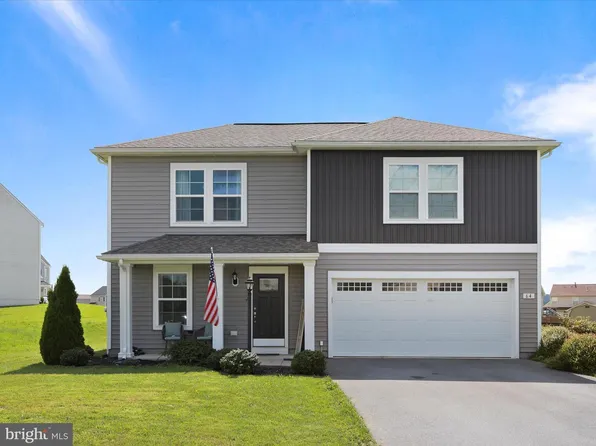 64 Eurasian Dr, Bunker Hill, WV 25413