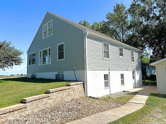 2nd image of 2808 College Dr