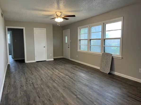 4812 46th St, Lubbock, TX 79414