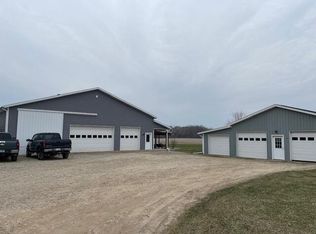 6523 Clinton Trl, Clarksville, MI